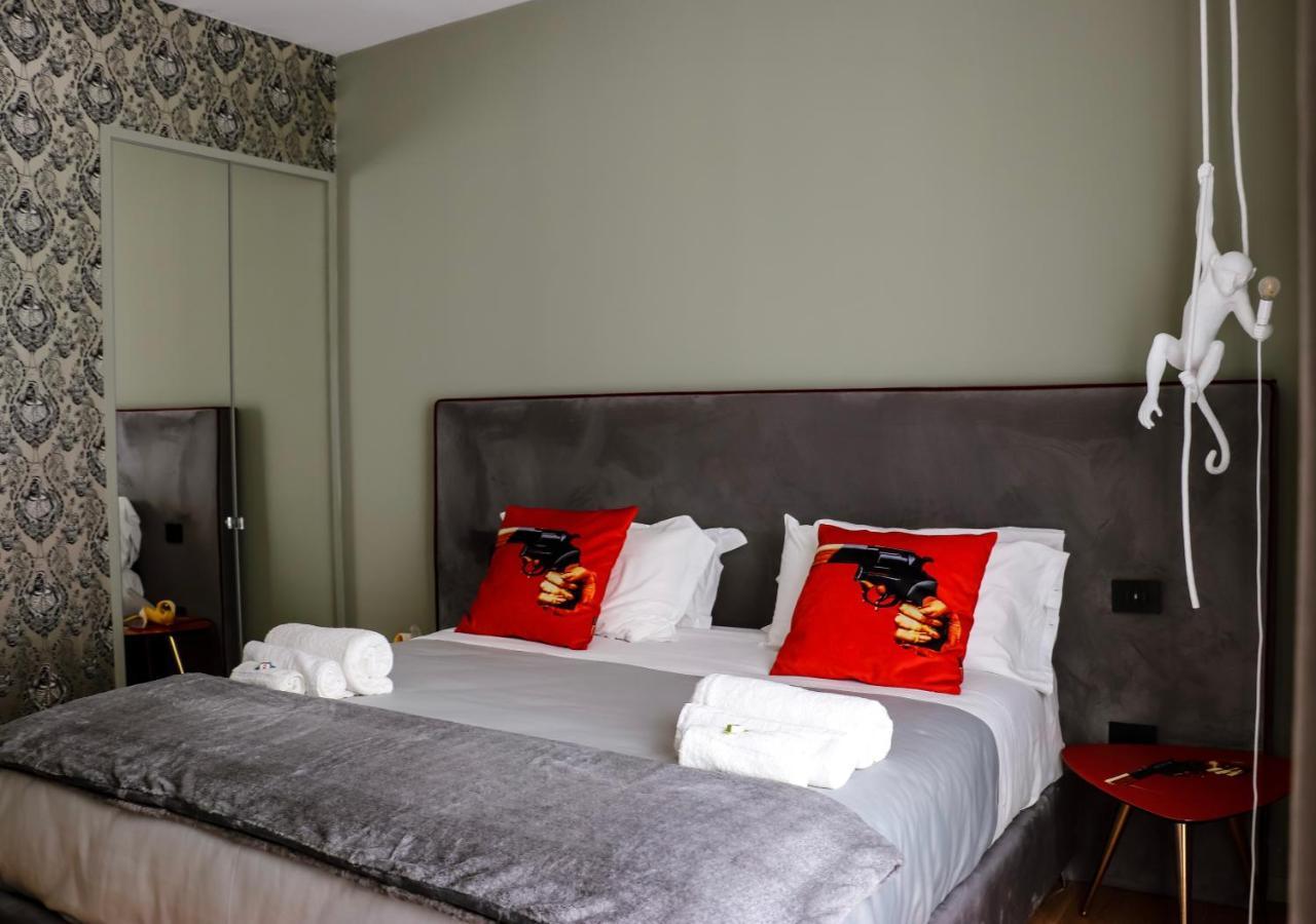 Aron Only Suites Bed And Breakfast Pescara Exteriör bild